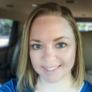 Meet your Posher, Brooke